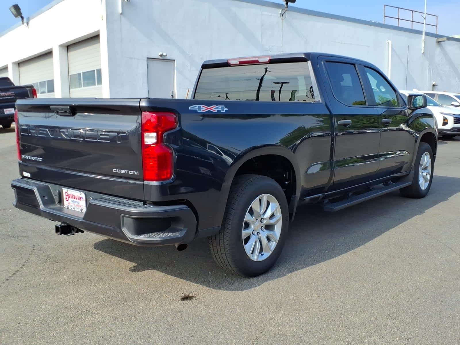 2023 Chevrolet Silverado 1500 Custom