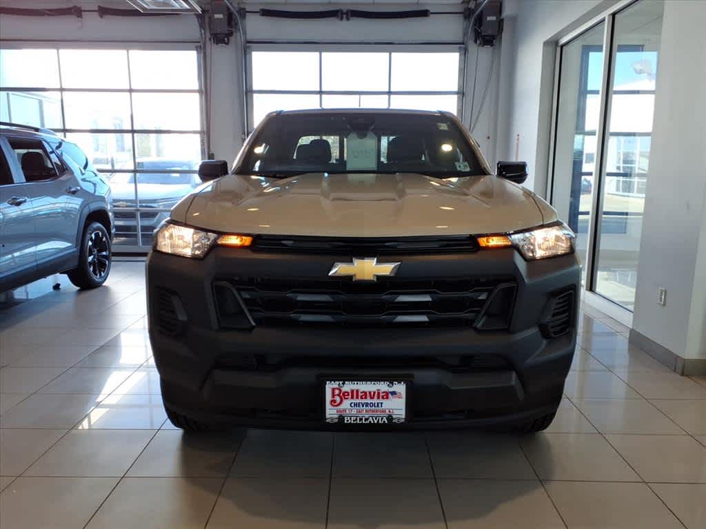 2024 Chevrolet Colorado WT