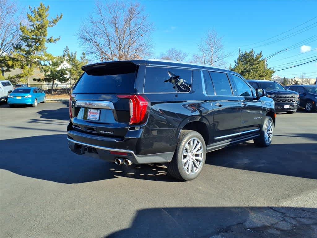2023 GMC Yukon XL Denali