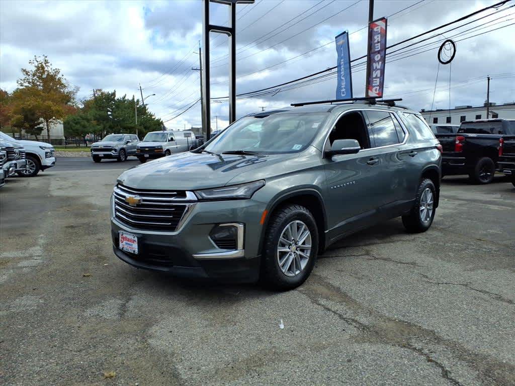 2022 Chevrolet Traverse LT Cloth