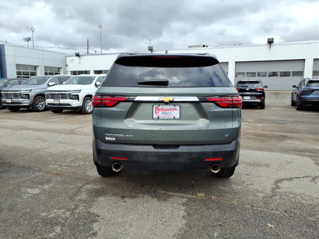 2022 Chevrolet Traverse LT Cloth
