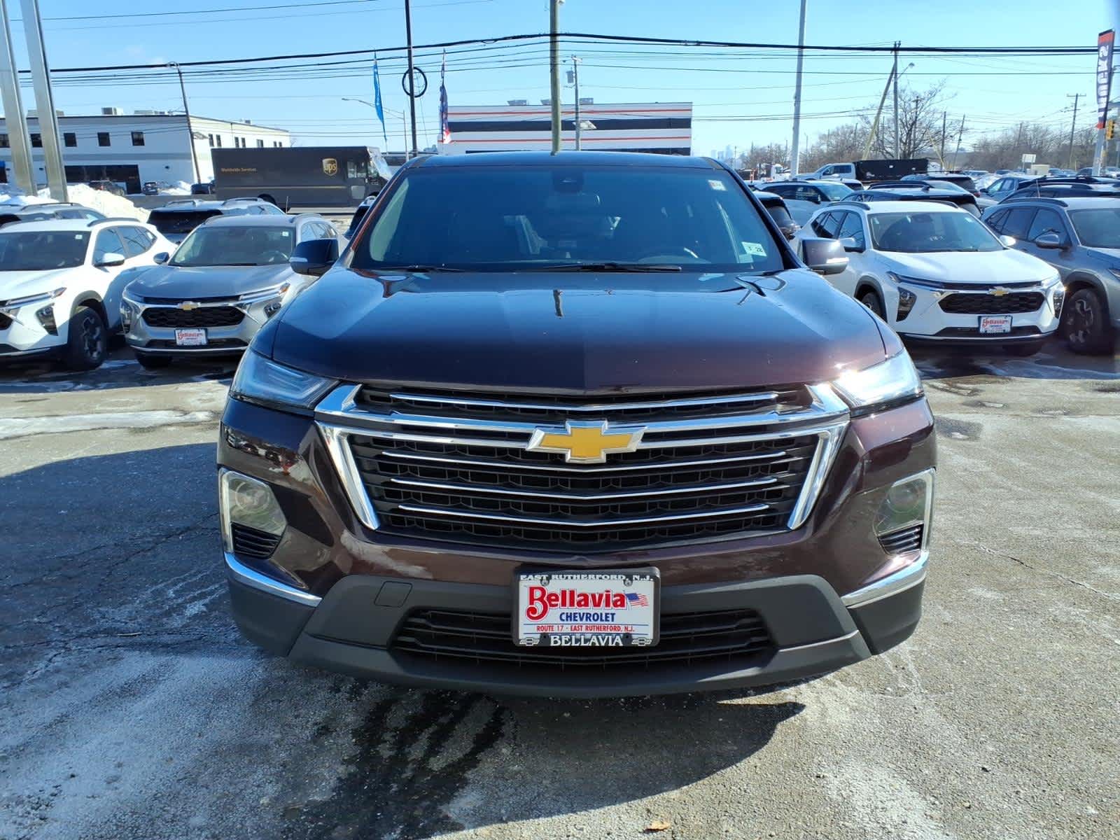 2023 Chevrolet Traverse LT Leather