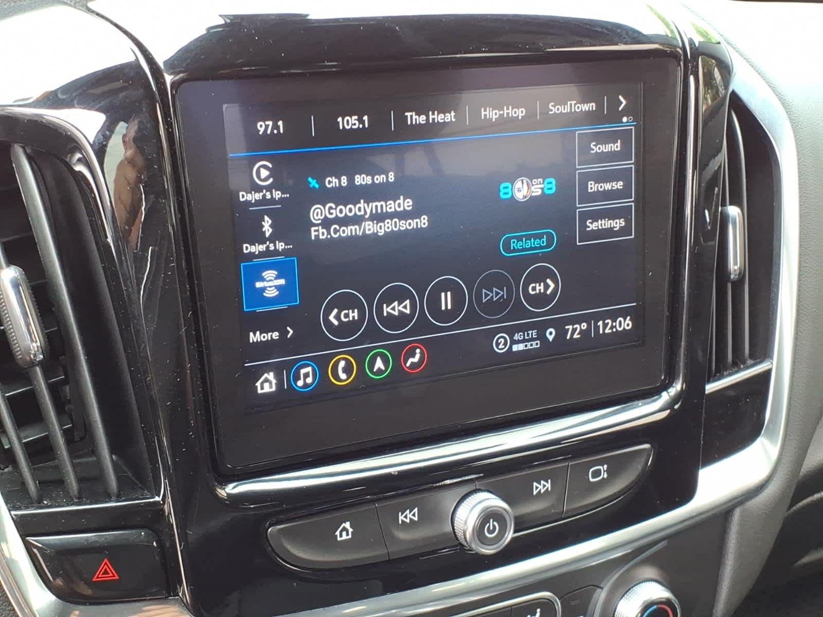 2023 Chevrolet Traverse LT Leather