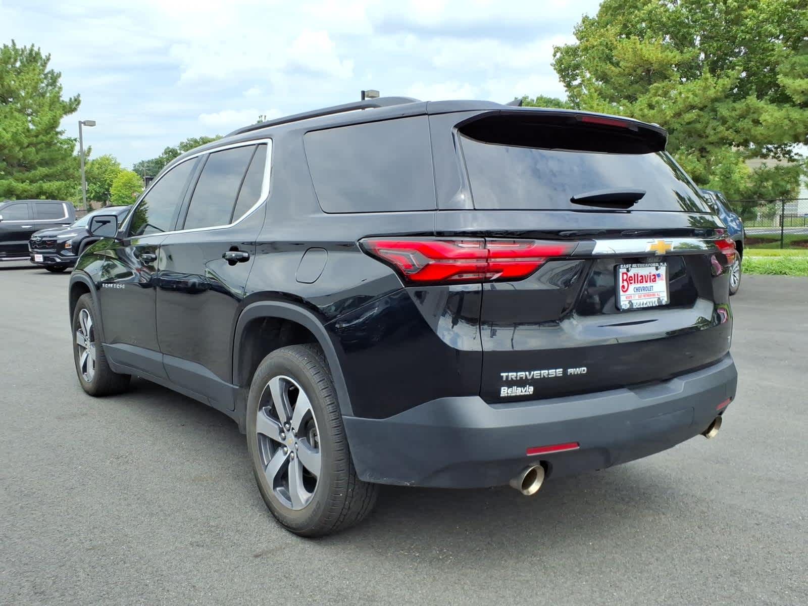 2023 Chevrolet Traverse LT Leather