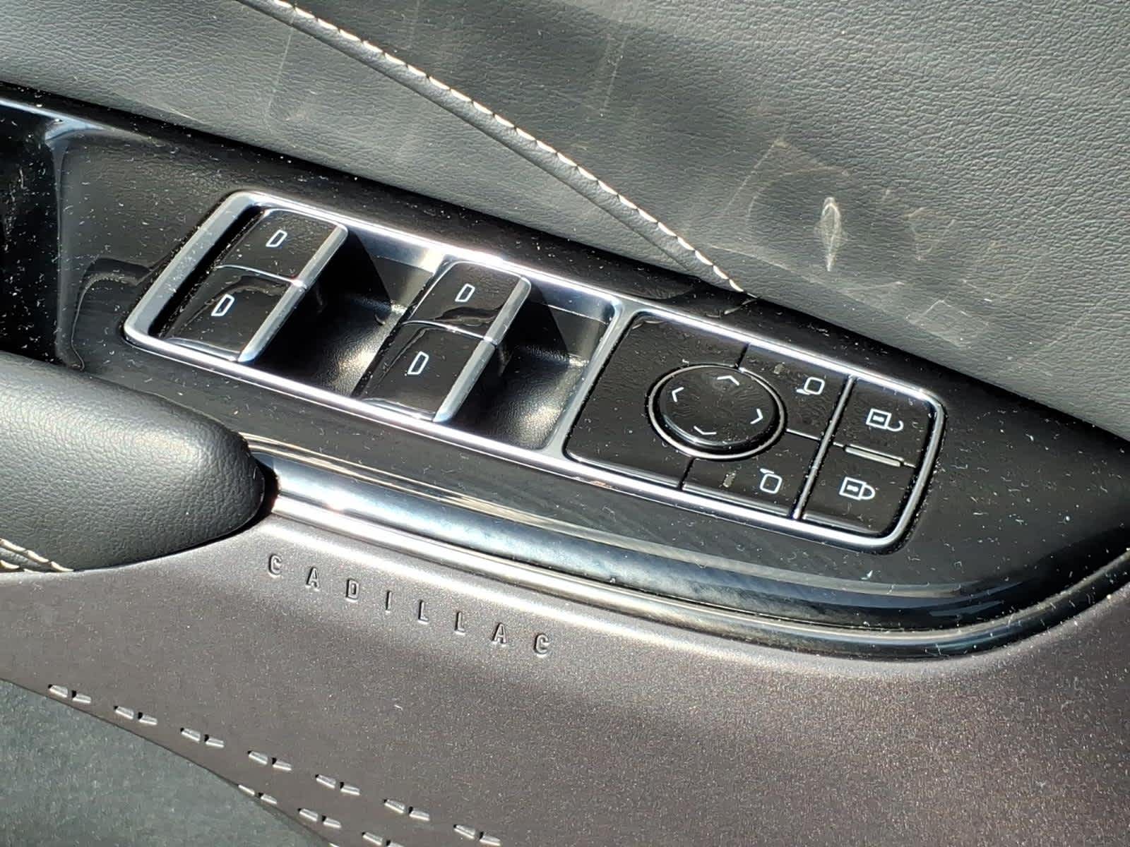 2024 Cadillac LYRIQ Tech