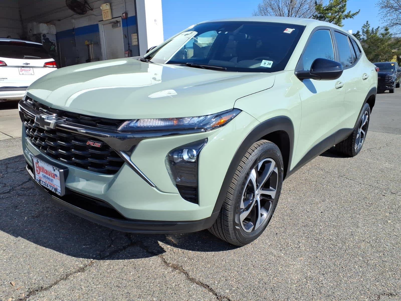 Used 2024 Chevrolet Trax RS with VIN KL77LGE22RC084386 for sale in East Rutherford, NJ